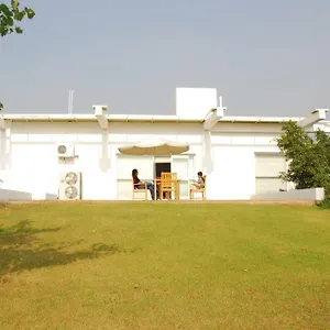  Country house Aravli Vista India