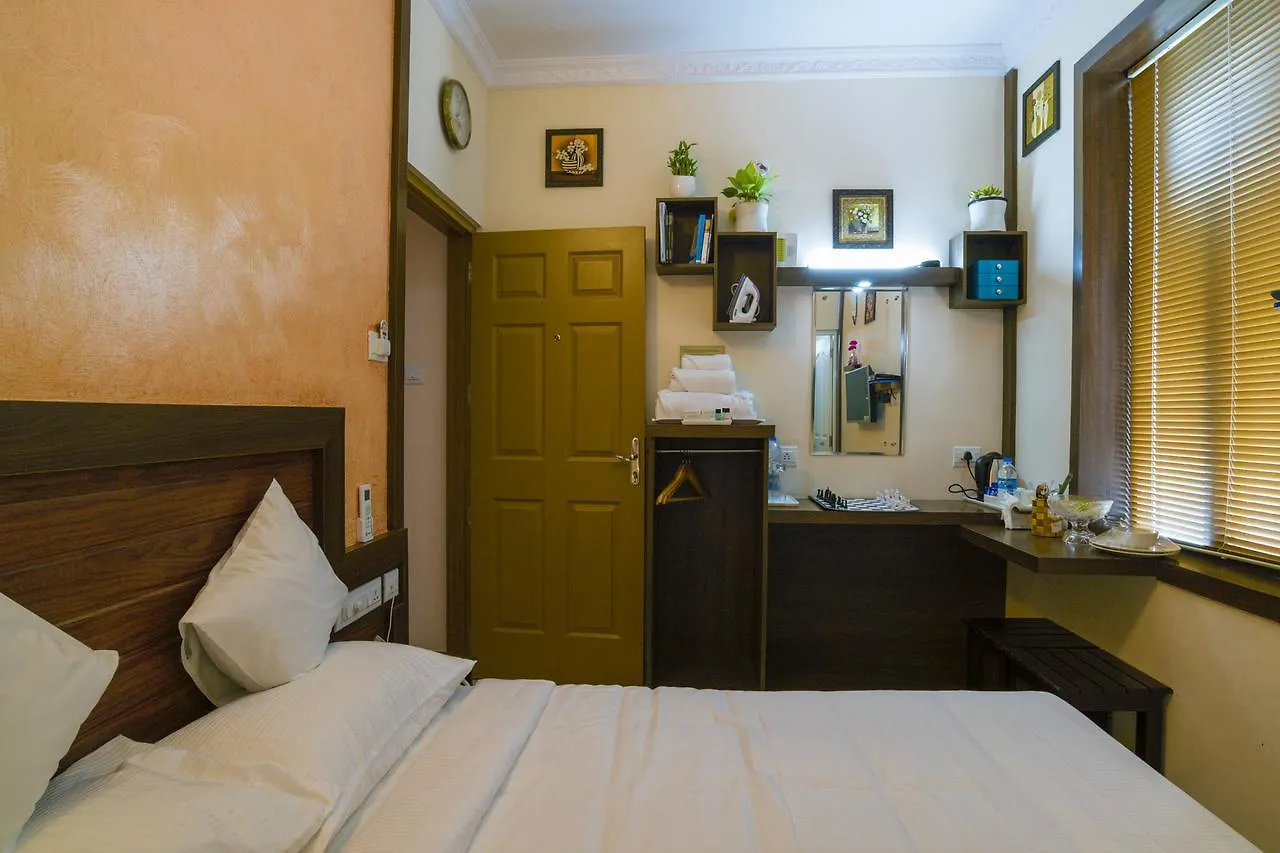 Blue Bell Cochin Airport Hotel Nedumbassery 3*,  India